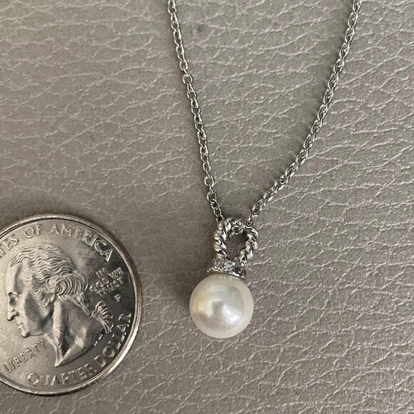 DAVID YURMAN Necklace Petite Solar with Pearl and Diamonds Pendant - Picture 2 of 8